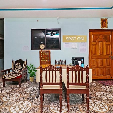 Spot On 37040 Hotel Ayushman Palace Bilāspur Buitenkant foto