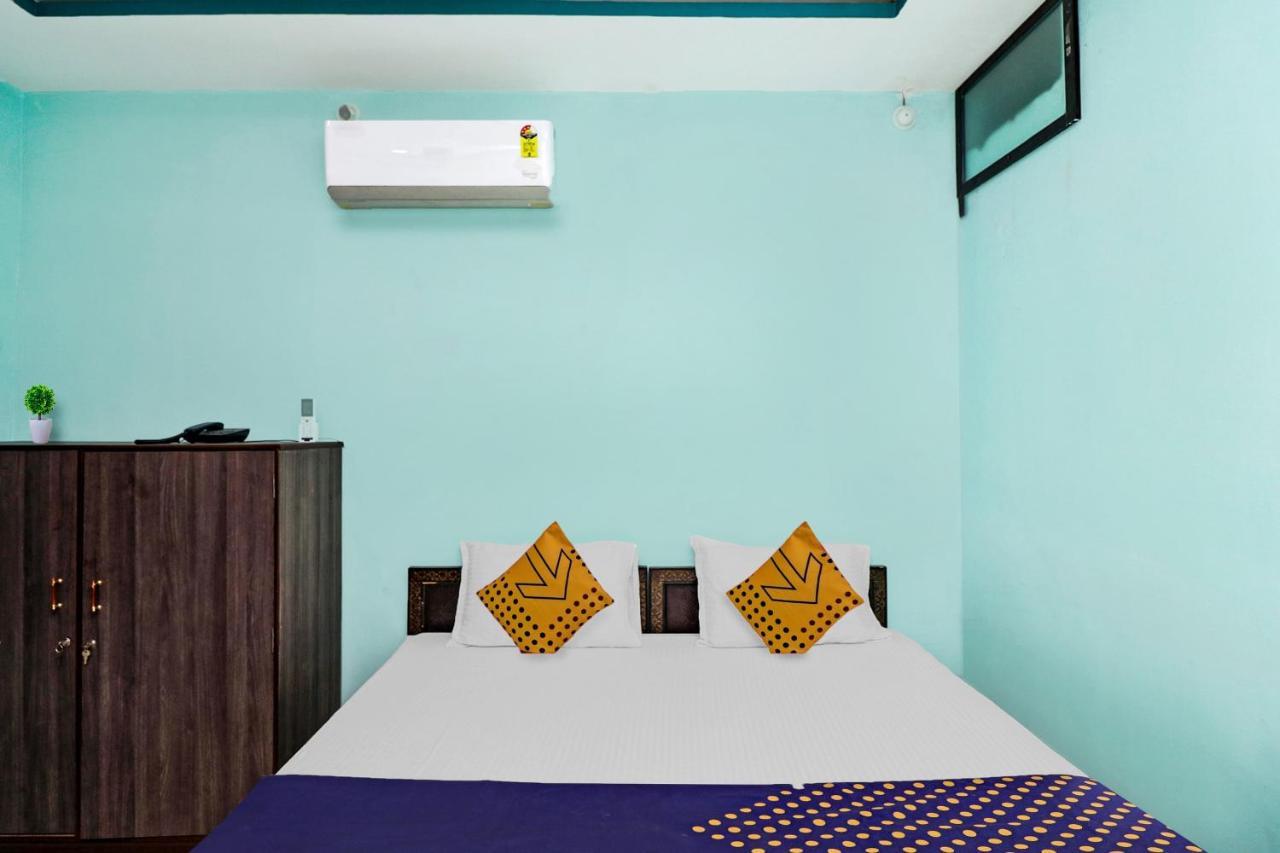 Spot On 37040 Hotel Ayushman Palace Bilāspur Buitenkant foto